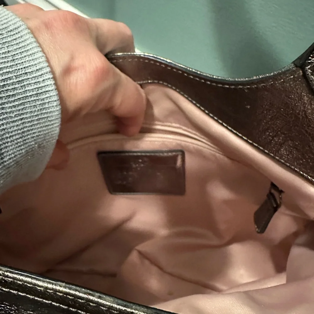 Coach Maggie metallic gunmetal shoulder bag - Picture 7 of 9